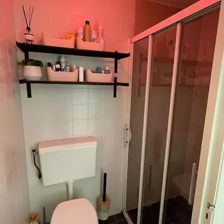 Charming And Cozy Apartment! 阿姆斯特丹